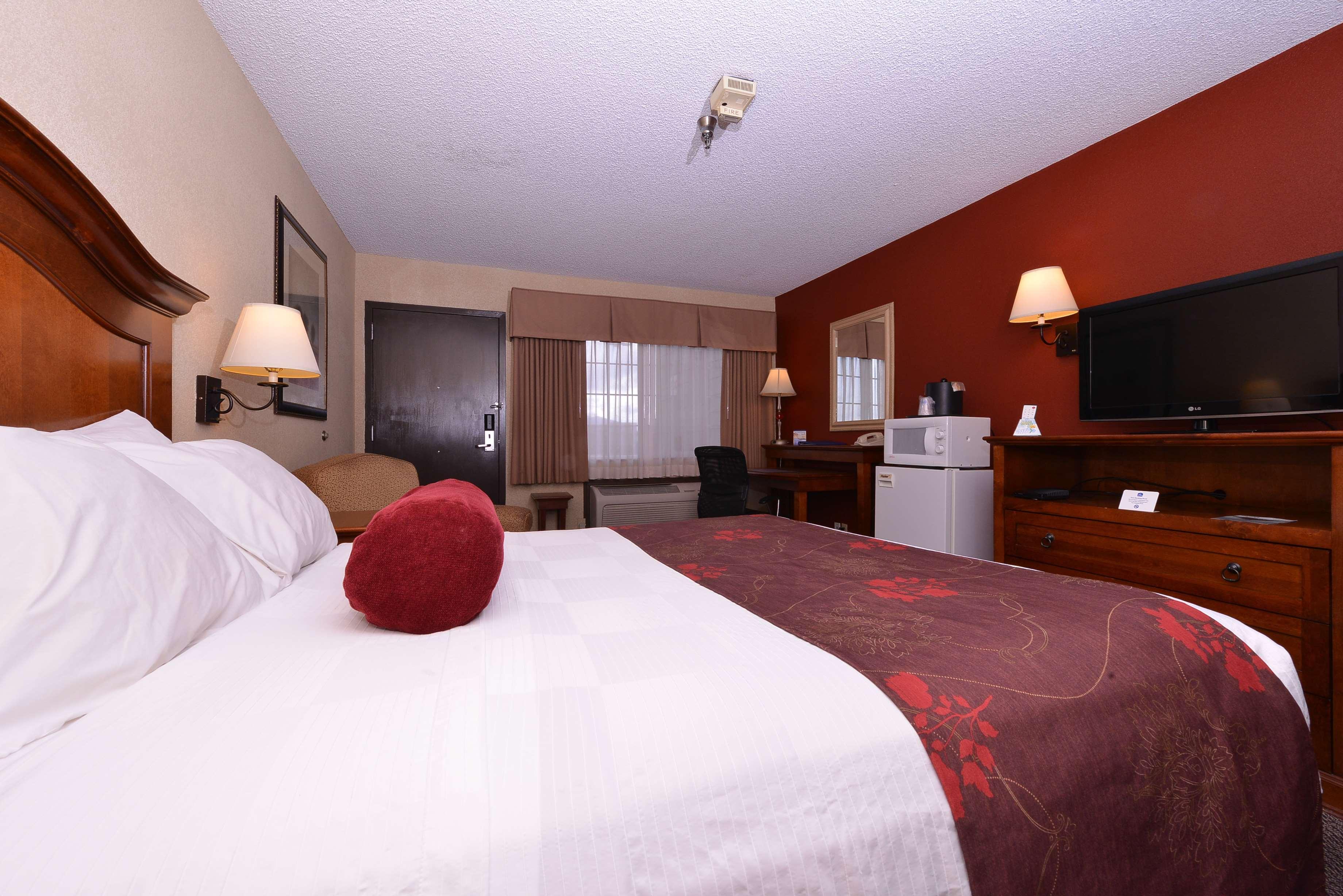 Best Western Plus Rama Inn Redmond Exterior foto