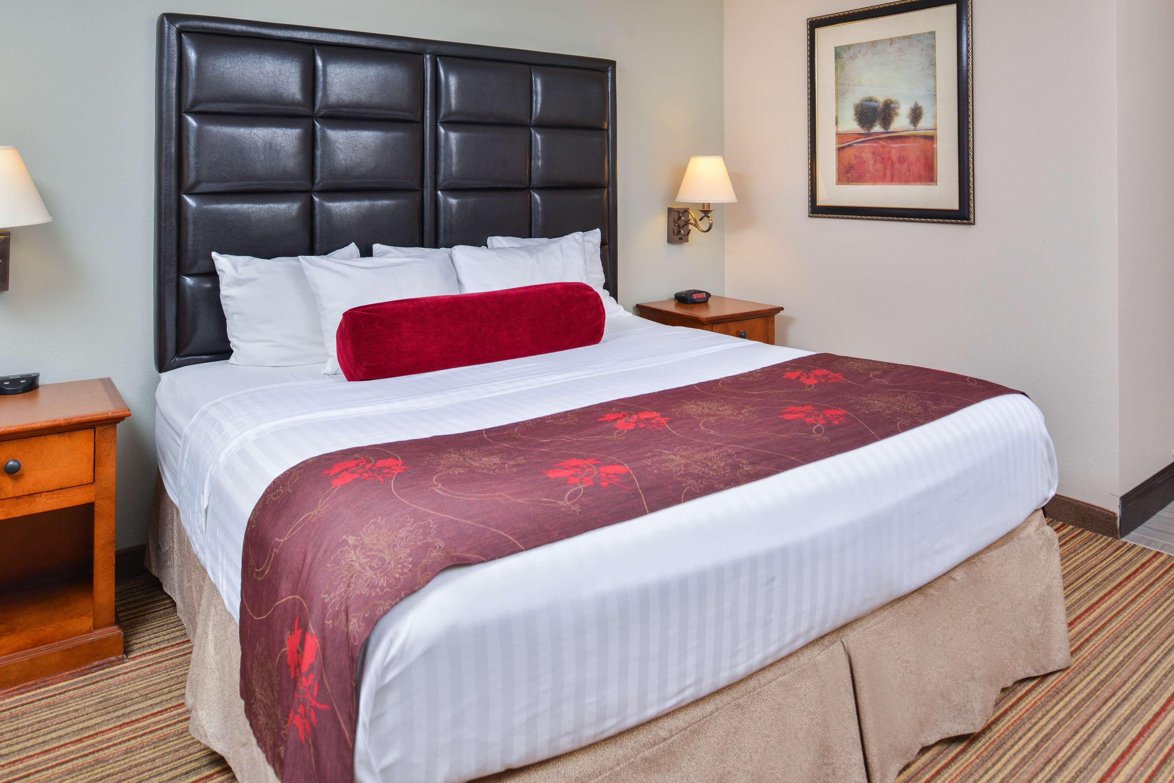 Best Western Plus Rama Inn Redmond Exterior foto