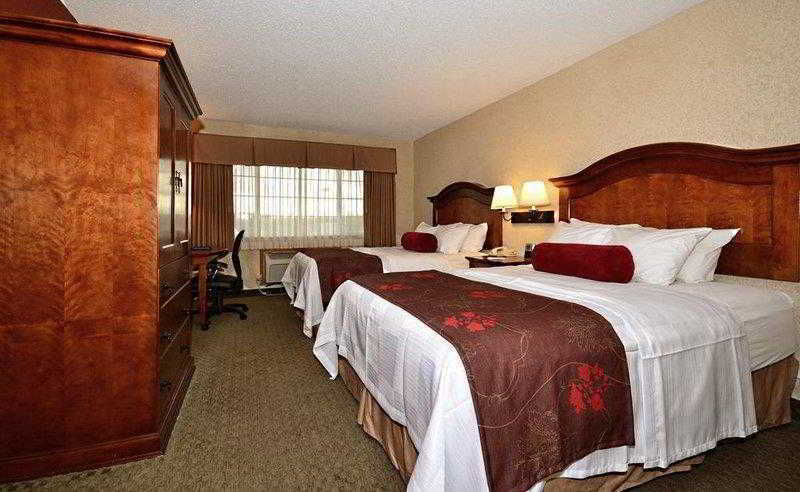 Best Western Plus Rama Inn Redmond Exterior foto