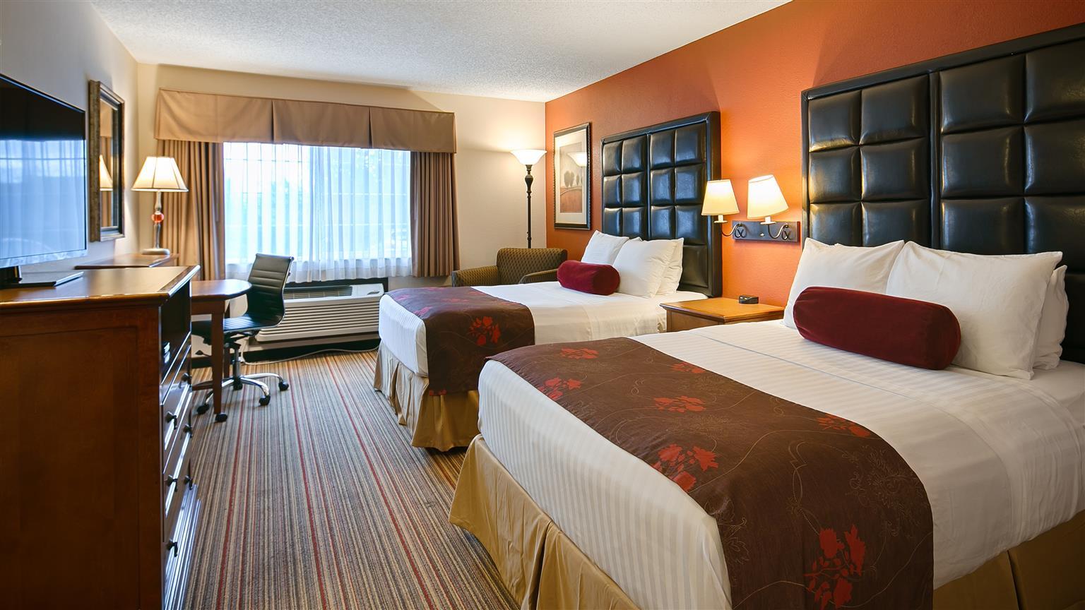 Best Western Plus Rama Inn Redmond Exterior foto